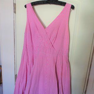 Eshakti Pink Gingham Dress w/ Pockets